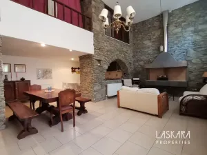 Prodej činžovního domu, Salamina, Salamina, Řecko, 500 m2