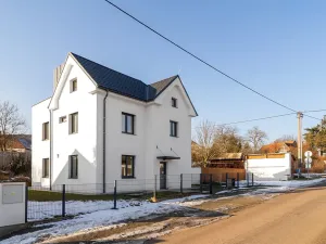 Prodej rodinného domu, Trotina, 155 m2