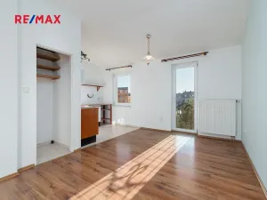 Prodej bytu 2+1, Plzeň, Ořechová, 70 m2