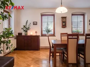 Prodej rodinného domu, Cvikov, Komenského, 298 m2