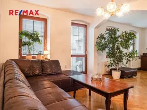 Prodej rodinného domu, Cvikov, Komenského, 298 m2