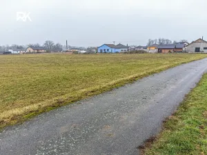 Prodej pozemku pro bydlení, Uhersko, 1000 m2
