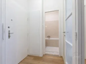 Pronájem bytu 1+1, Praha - Nové Město, Žitná, 26 m2