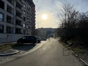 Prodej garáže, Praha, Závišova, 18 m2