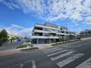 Pronájem bytu 1+kk, Praha - Velká Chuchle, Na hvězdárně, 35 m2