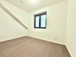 Prodej bytu 6+kk a větší, Praha - Hlubočepy, U náhonu, 152 m2