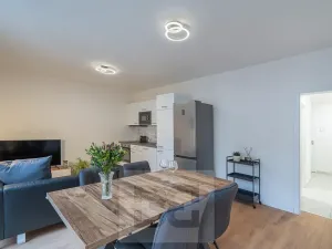 Pronájem bytu 2+kk, Praha - Vinohrady, Varšavská, 48 m2