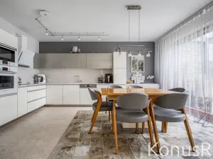 Prodej rodinného domu, Praha - Pitkovice, Lošáková, 137 m2