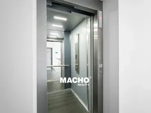 Pronájem bytu 1+kk, Praha - Michle, U plynárny, 31 m2