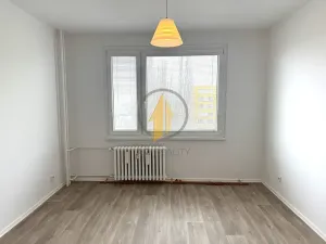 Pronájem bytu 3+1, Jičín, Nám. V. Čtvrtka, 67 m2