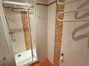 Pronájem bytu 1+kk, Děčín, Řetězová, 20 m2