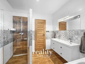 Prodej rodinného domu, Hrádek, 166 m2