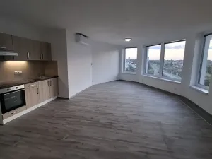 Pronájem kanceláře, Plzeň, Železniční, 73 m2