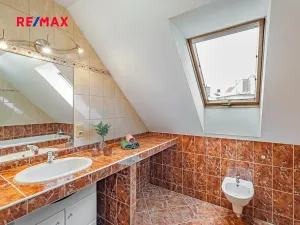 Prodej bytu 4+1, Jindřichův Hradec, Miřiovského, 140 m2