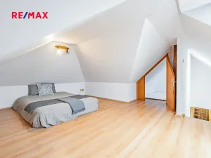 Prodej bytu 4+1, Jindřichův Hradec, Miřiovského, 140 m2