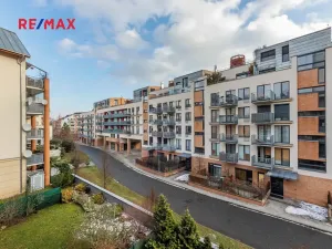 Pronájem bytu 2+kk, Praha - Dejvice, Lindleyova, 59 m2