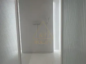 Pronájem atypického bytu, Praha - Modřany, Československého exilu, 41 m2