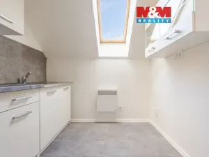 Pronájem bytu 1+1, Brniště - Luhov, 34 m2