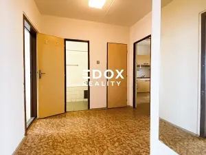 Prodej bytu 3+1, Praha - Řepy, Na chobotě, 77 m2