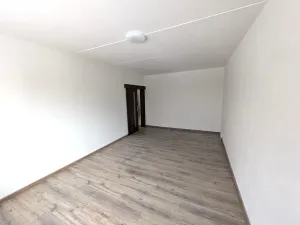 Pronájem bytu 2+1, Klášterec nad Ohří, Okružní, 62 m2