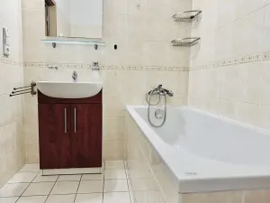 Pronájem bytu 2+kk, Brno, Zderadova, 48 m2