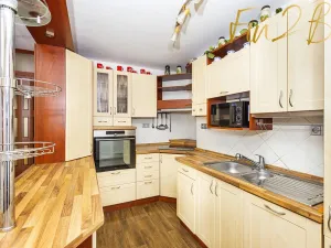 Prodej rodinného domu, Jívoví, 190 m2