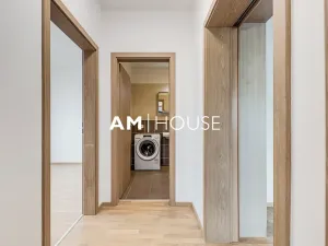 Pronájem bytu 3+kk, Praha - Vysočany, Ocelářská, 81 m2