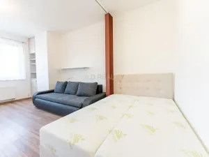 Pronájem bytu 1+kk, Olomouc, Jarmily Glazarové, 37 m2