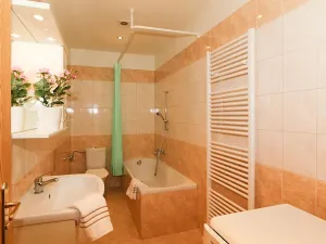 Pronájem bytu 2+kk, Praha - Vinohrady, Moravská, 53 m2