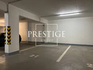 Pronájem garážového stání, Praha - Žižkov, U staré cihelny, 12 m2