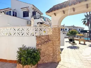 Prodej rodinného domu, Torrevieja, Španělsko, 70 m2