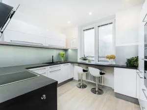 Prodej bytu 2+1, Hradec Králové - Pražské Předměstí, U Koruny, 60 m2