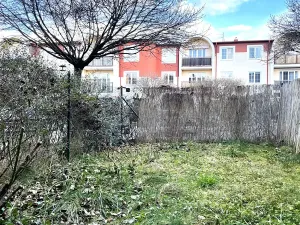 Prodej bytu 1+kk, Vestec, Ve Stromkách, 45 m2