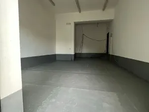 Prodej skladu, Praha - Horní Počernice, Komárovská, 210 m2