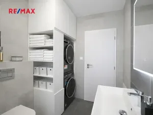 Prodej rodinného domu, Dobrovíz, 61 m2