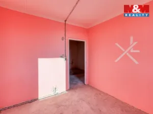 Pronájem bytu 4+1, Rovná, 80 m2