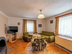 Prodej rodinného domu, Mukařov, 189 m2