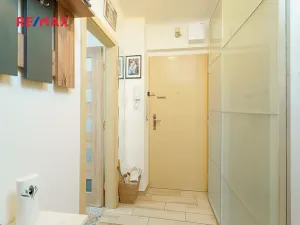 Prodej bytu 2+1, Kladno, Helsinská, 2750 m2