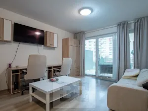Pronájem bytu 1+kk, Praha - Horní Měcholupy, 31 m2