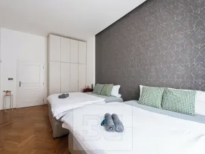 Prodej bytu 2+1, Praha - Nové Město, Ve Smečkách, 66 m2