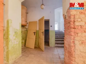 Prodej rodinného domu, Bochov - Těšetice, 200 m2