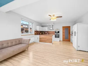 Pronájem bytu 3+kk, Plzeň, V Hájku, 88 m2