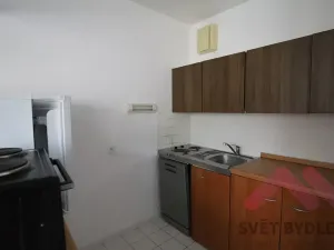 Pronájem bytu 1+kk, Praha - Vysočany, bratří Dohalských, 44 m2