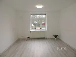 Pronájem bytu 2+1, Přerov, Hranická, 58 m2