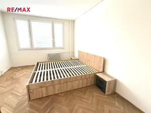 Pronájem bytu 3+1, Praha - Strašnice, Gutova, 67 m2