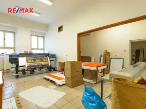 Prodej výrobních prostor, Dašice, náměstí T. G. Masaryka, 2490 m2