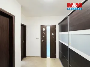 Prodej bytu 3+1, Praha - Chodov, Bachova, 68 m2