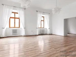 Prodej bytu 3+1, Žatec, náměstí Svobody, 99 m2