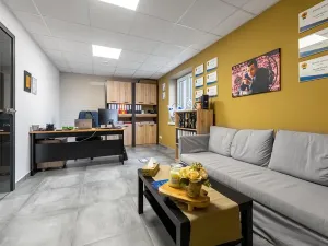 Pronájem obchodního prostoru, Kolín, Sokolská, 139 m2