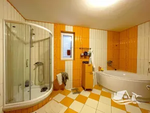 Prodej vily, Krašići, Černá Hora, 325 m2